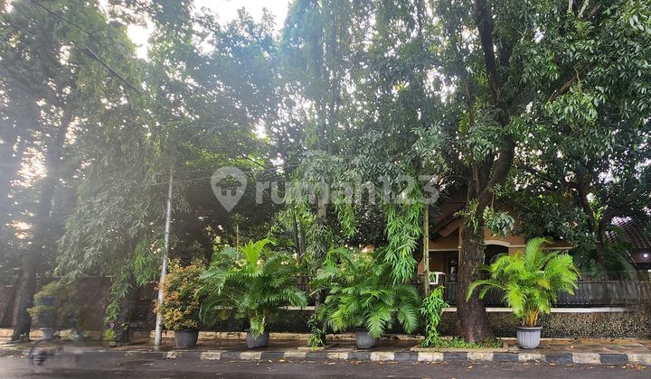 Cocok Untuk Usaha, Rumah Premium, Dekat Akses Tol 1