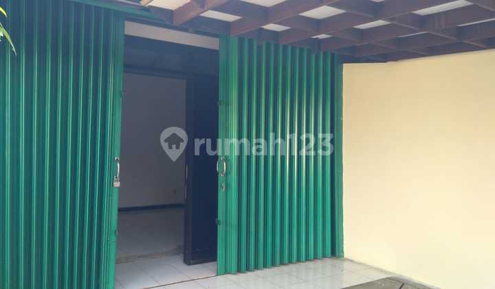 Pinggir Jalan Raya 15 Menit Ke Undip Tembalang 2