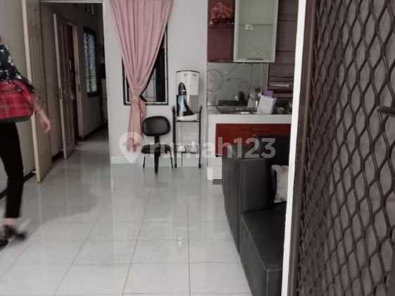 Hongsui House, Safe Building Near Main Road, Complete Facilities, Free Air Conditioning. 2