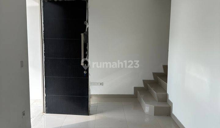 Rumah Sewa di Dekat PIK Avenue