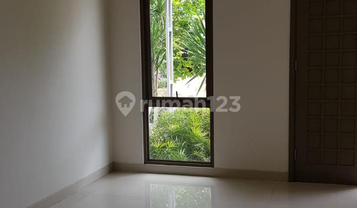 Dijual Rumah Greenwich, Luxmore, Rumah 2 Lantai, Rapi, Siap Huni 2