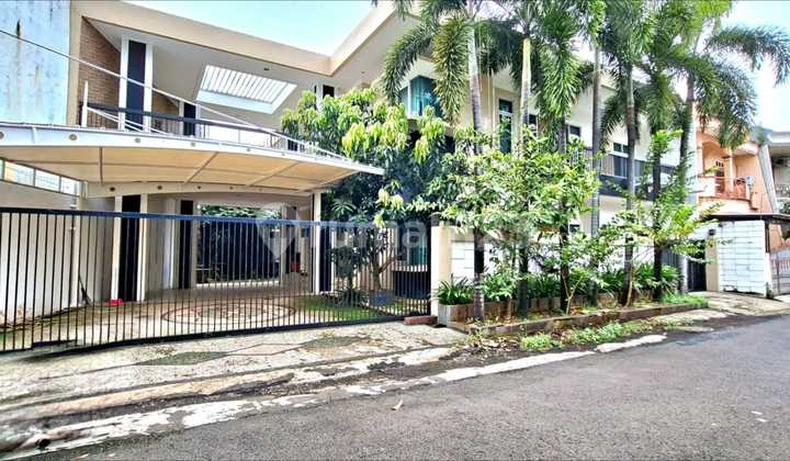 For Rent Luxury House "Fully Furnished" Flood-Free Within Billy Moon Complex, Kav. Marinir, Pondok Kelapa, East Jakarta