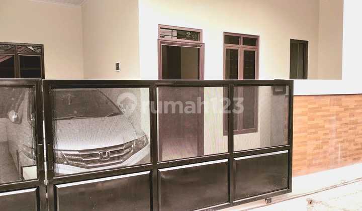 Rumah Bangunan Baru Siap Huni Dlm Komplek Pondok Kelapa Jakarta Timur Rumah Bangunan Baru Siap Huni Dlm Komplek Pondok Kelapa Jakarta Timur