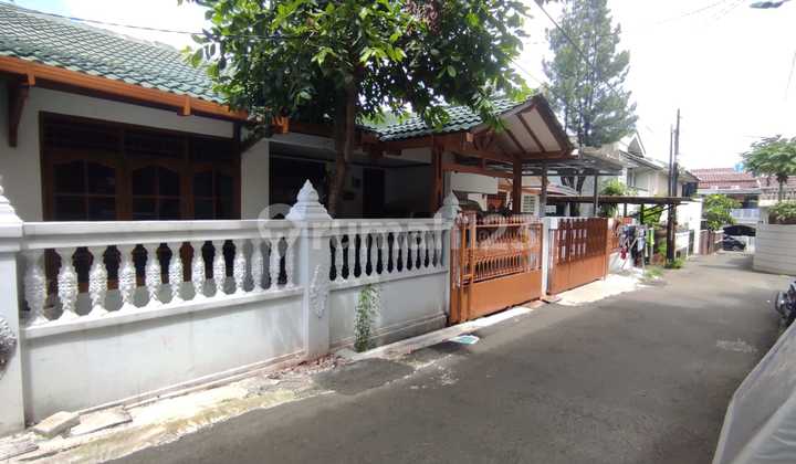 House for Rent in a Complex, Ready to Occupancy, Flood-Free, Pondok Kelapa, East Jakarta 2