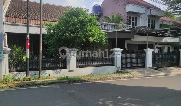 Rumah Dngn Akses Jln Lebar Pdk Kelapa Duren Sawit Jakarta Timur