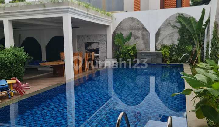 Jual Cpt Rumah Mewah Ada Kolam Renang Bangunan *2023*Bebas Banjir Dlm Komplek Jatiwarna