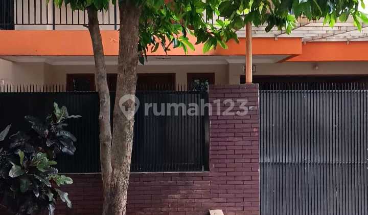 Rumah Dngn Lokasi Strategis Billy Moon Pdk Kelapa Duren Sawit Jakarta Timur 1