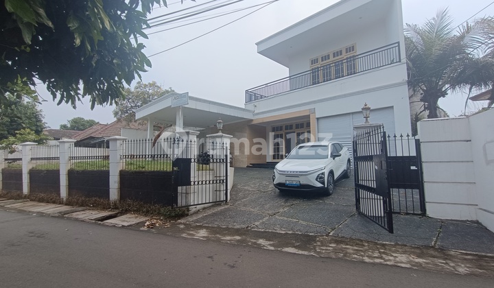 Rumah Besar 2 Lantai Bangunan Kokoh Di Perdatam