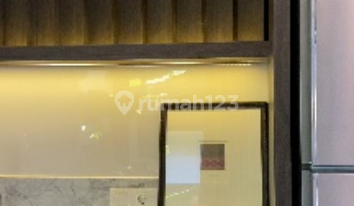 Rumah Mewah 2 Lantai Free Furnished Dekat Ugm 2