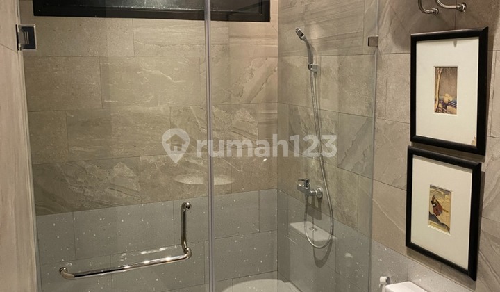 Rumah Modern 2 Lantai Di Yogjakarta Area Bebas Macet