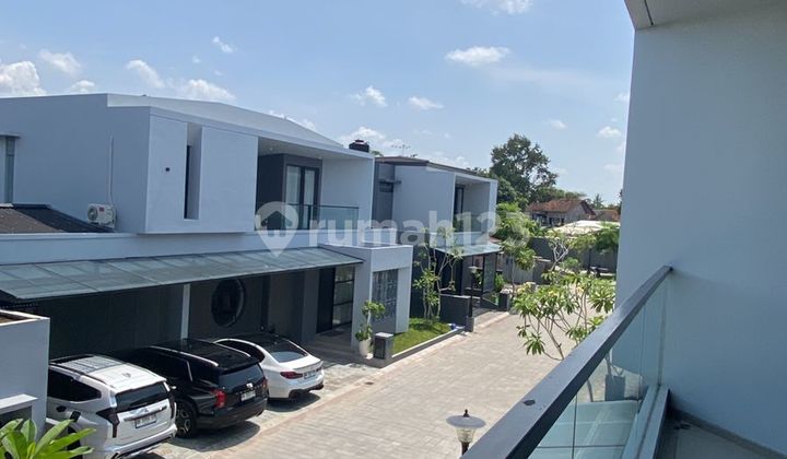Rumah Mewah Sisa 1 Unit Terakhir Free Furnished Dekat Ugm