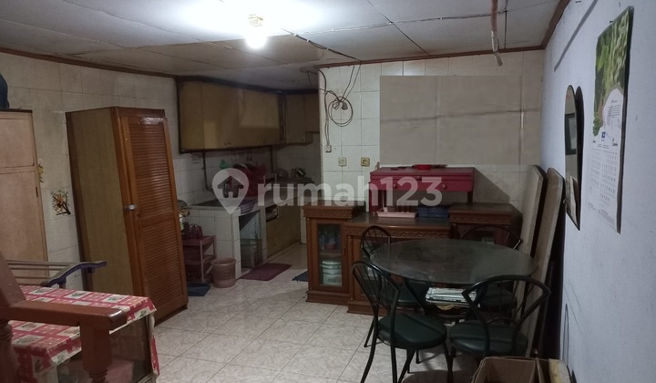 Rumah Krendang (Ukuran 4x18 m), 1,5 Lantai