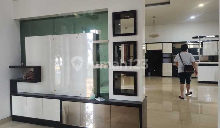 Rumah Citra 5 (LT/LB 250/500 m) - Hoek