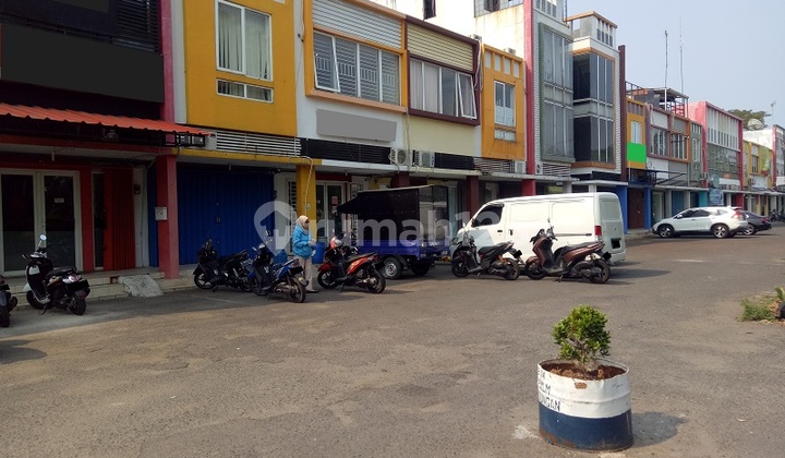 Ruko Golden Palm (Ukuran 4X10 M) Ruko Golden Palm (Ukuran 4X10 M)