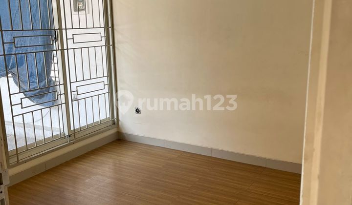 Golf Lake House (Size 6x15 m) 2