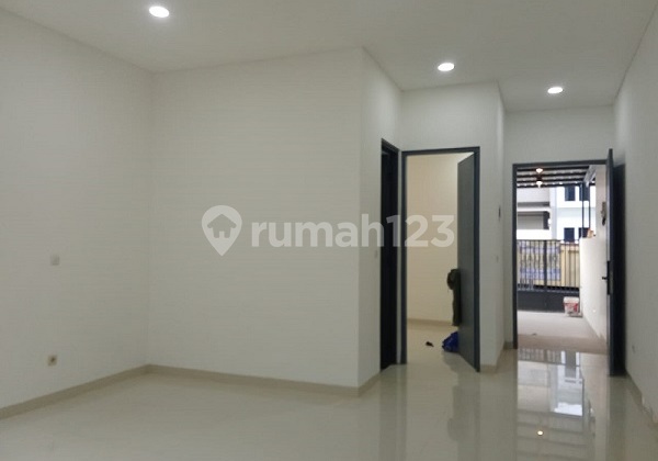 Rumah Metland Puri (Ukuran 5x20 m) 2