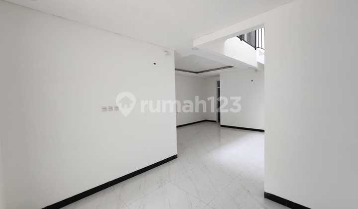 Rumah Citra 5 ukuran 6x17 m, 3 Lantai 2