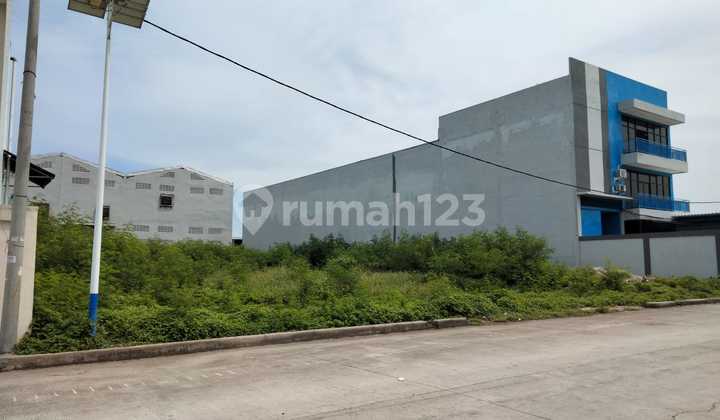 Laksana Business Park Plot - Adjacent (Size 30x62 m)