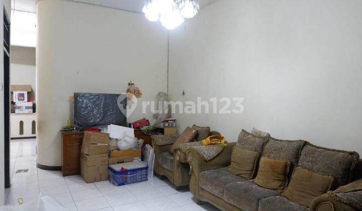 Rumah Jelambar (Ukuran 6,5x15 m)