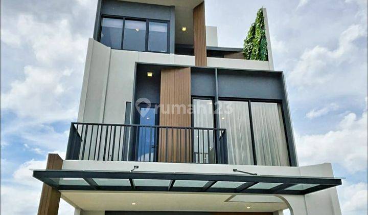 Premium Living WIth Great Design Living House Strategic at West Jakarta