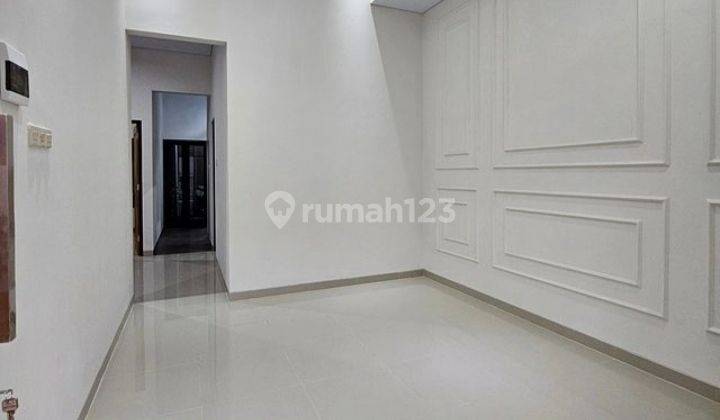 Jual Rumah Mewah Minimalis Modern Dekat Podomoro Park 2