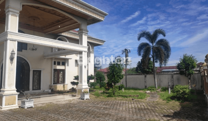 RUMAH MEWAH 2 LANTAI TANGKERANG 1