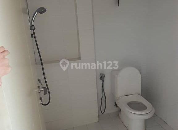 Rumah Kontrakan Bagus Green Lake City 2