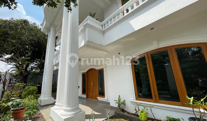 Rumah Siap Huni di Dalam Perumahan Besar di Perumahan Puri Cinere