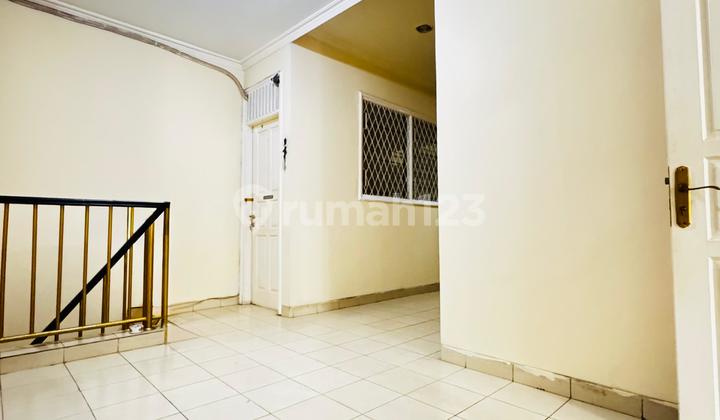 Hunian Exclusive di Kompleks Terdepan di Cinere. Dekat dengan Mall dan Rumah Sakit 2