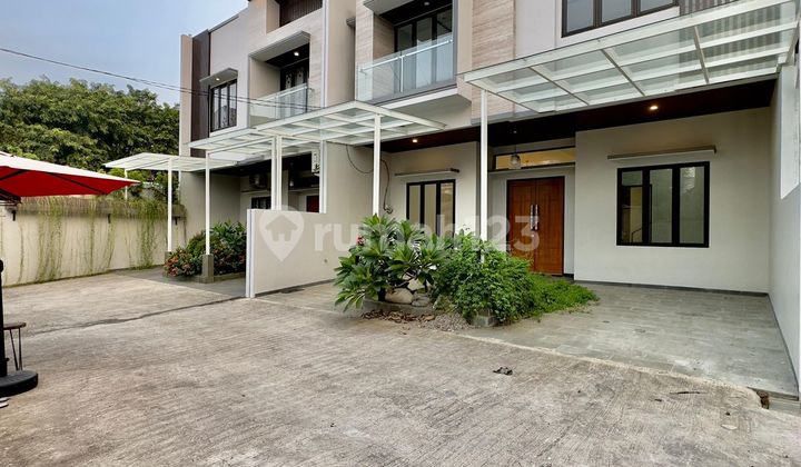 Rumah Baru Tinggal 1 Unit Lokasi Di Wijaya Kebayoran Baru Jakarta Selatan Rumah Baru Tinggal 1 Unit Lokasi Di Wijaya Kebayoran Baru Jakarta Selatan