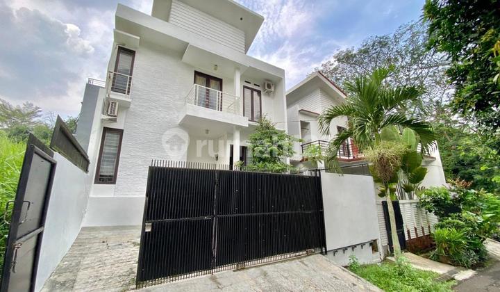 House in Bukit Cinere Indah Housing Estate, Cinere