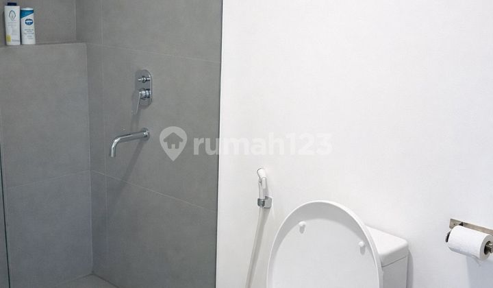 Negotiable Until Deal, Lavenue Apartment South Tower 8th Floor Developer Sinar Mas 2