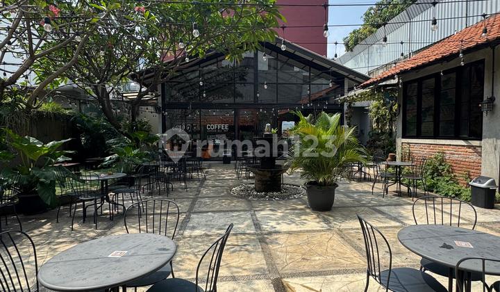 Dijual Cepat Rumah & Lahan Usaha Resto dan Cafe Pinggir Jalan Raya Veteran Bintaro