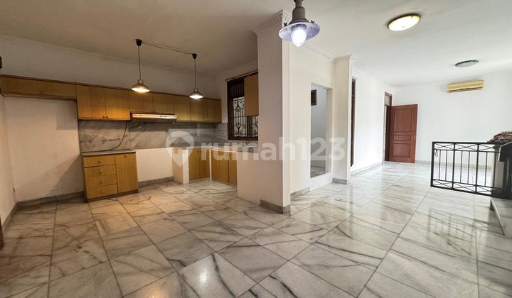 Harga di Bawah Pasaran !! Rumah di Dalam Perumahan Puri Cinere