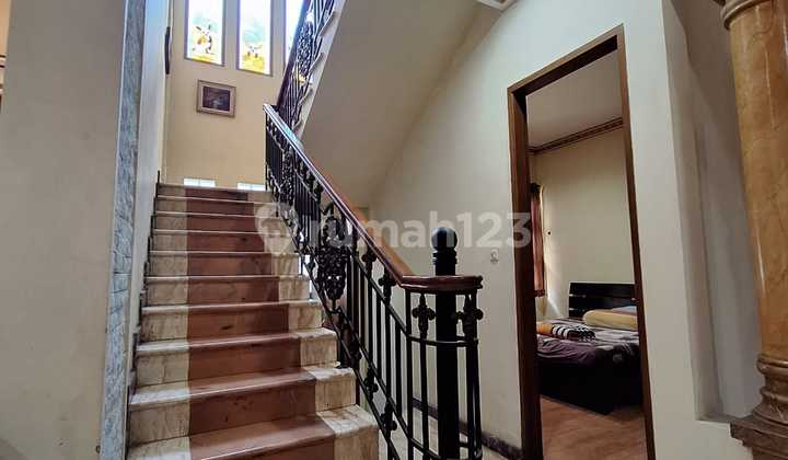 Rumah Di Dalam Perumahan Pesona Kayangan Margonda Depok 2