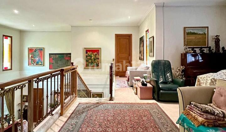 Rumah Asri dan Nyaman dengan Swimming Pool Lokasi Tb Simatupang Area Selangkah Menuju Gedung Ratu Prabu 2