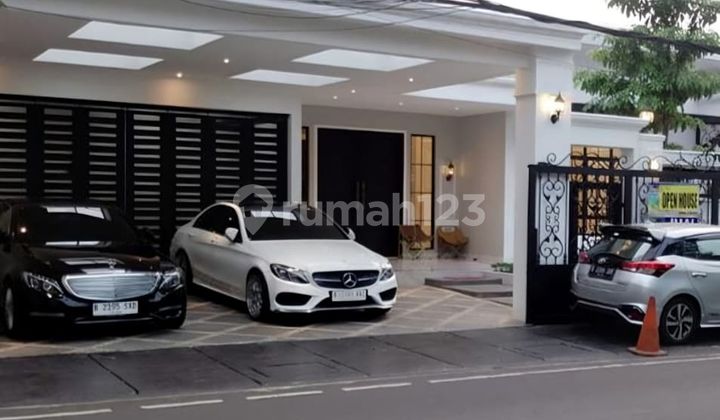 Rumah di Dalam Perumahan Lokasi Dekat ke MRT Fatmawati