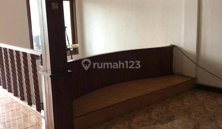 DISEWAKAN RUMAH 2 LANTAI DI MODERNHILL PONDOK CABE 2