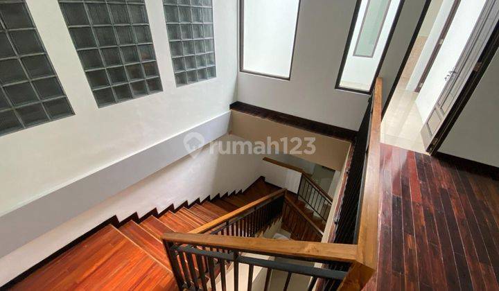 Dijual Rumah Mewah Siap Huni di Komplek PAM Pejompongan, Jakarta Pusat 2