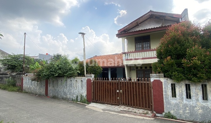 Dijual Rumah 2 Lantai Luas dan Asri di Komplek BDN, Jatiwaringin – Bebas Banjir dan Lokasi Strategis 1