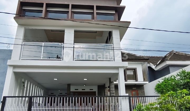 Rumah Baru Villa 5 Kamar 2 Lantai Mewah Minimalis Tirtasani Karangploso Malang Rumah Baru Villa 5 Kamar 2 Lantai Mewah Minimalis Tirtasani Karangploso Malang
