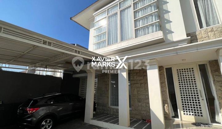 Modern Minimalist 2-Story House in Dieng Near Unmer Ub Malang 2