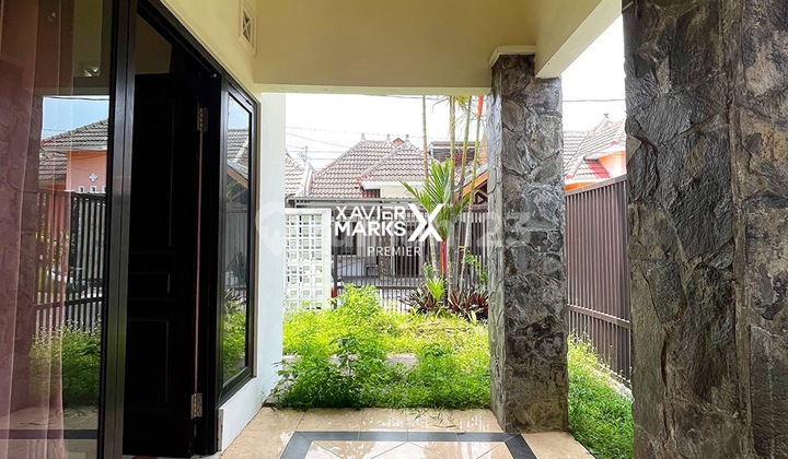 Modern Minimalist 2-Story Hook House in Suhat, Lowokwaru, Malang 2