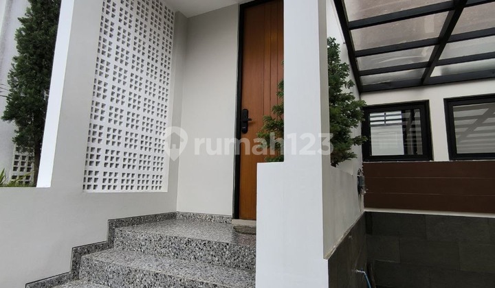 Modern Minimalist New House Greenland Tidar Malang 2