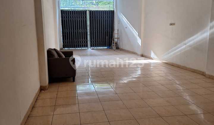 Ruko Cideng Barat 4,5lt Jakarta Pusat Disewakan 180juta  2