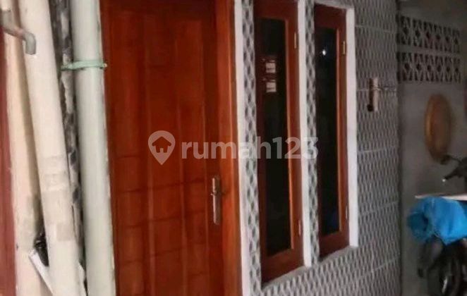 Cheap Two-Story House in Jembatan Lima, Alley Access