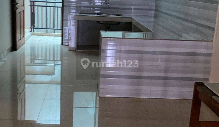 Rumah Bisa Usaha 24jam Pasar Gang Kancil Dua Lantai  1