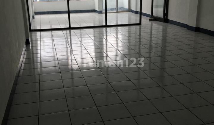 Four-Story Kapuk Kamal Raya Shop Office in Office Complex 2