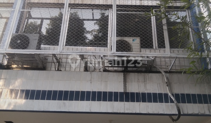 Ruko Jembatan Tiga Jakarta Barat Tiga Lantai