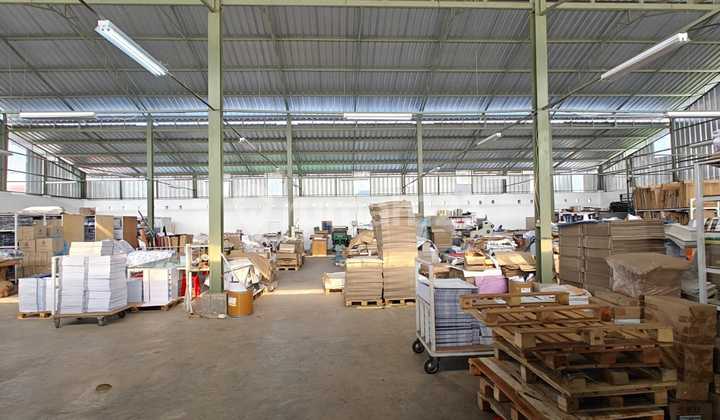 Gudang Teluk Naga Ditengah Bandara Soeta dan Pik 2